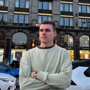 Владислав Софронов