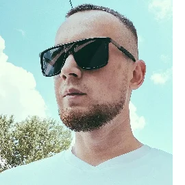 Максим Олегович